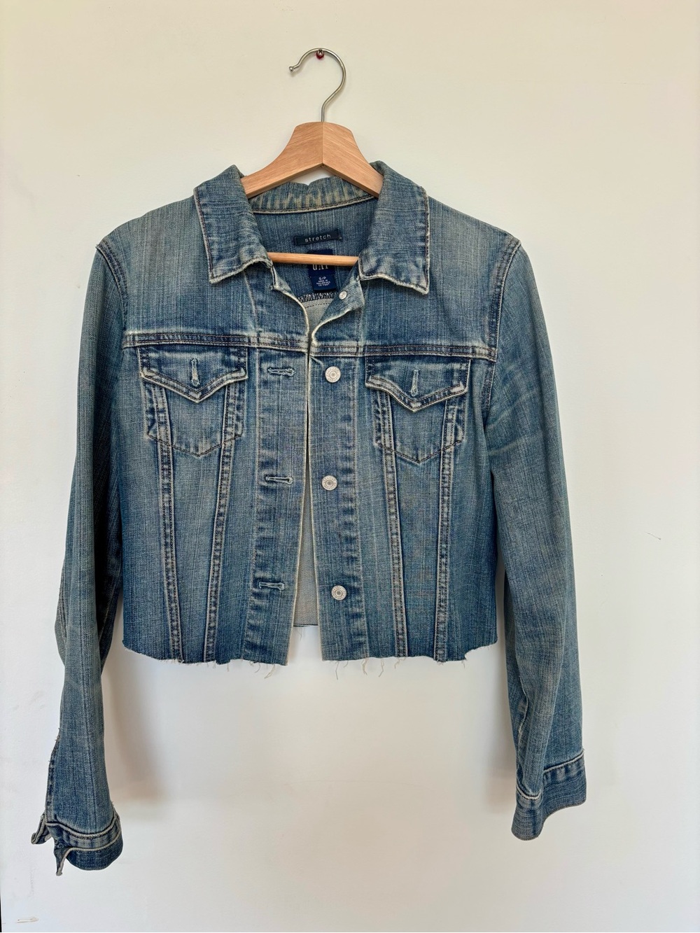 GAP Cropped Stretch Denim Jacket